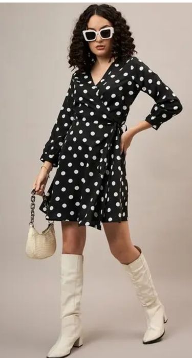 Уникалена рокля за сезона.