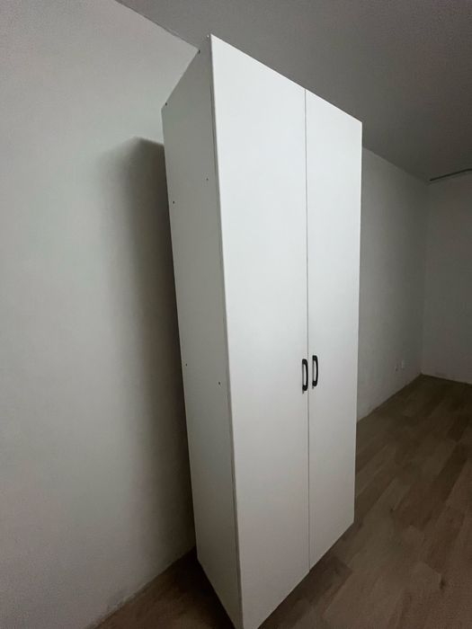 Продам шкаф маленький можно на балкон