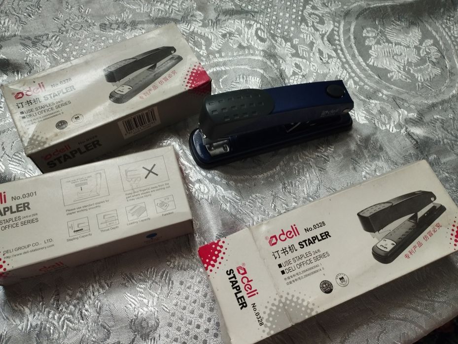 Степлер для бумаги, новый