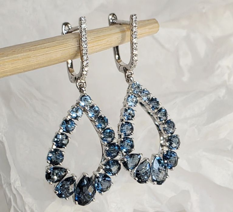 Золотые серьги с натуральными топазами, Италия