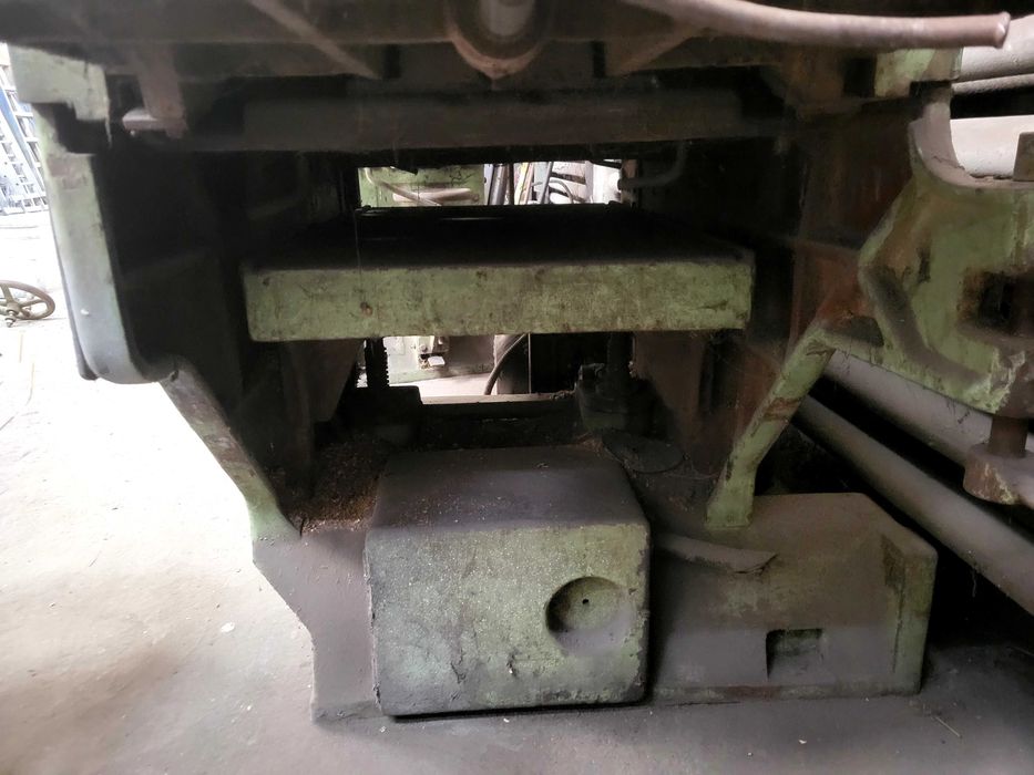 Abric cu grosime + circular cu freza