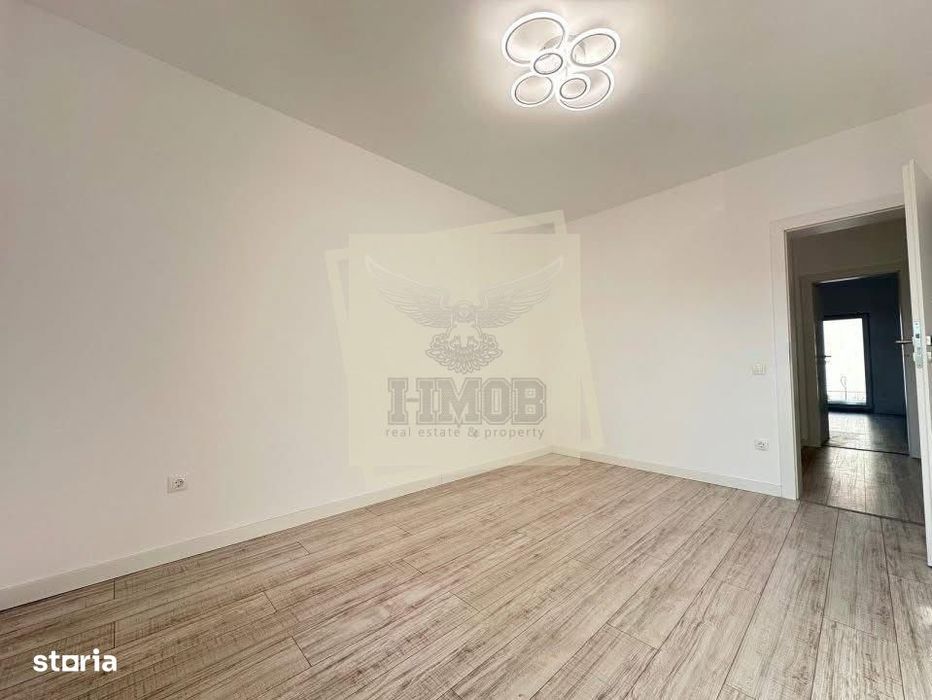 Apartament la cheie 3 camere balcon si parcare zona Supeco