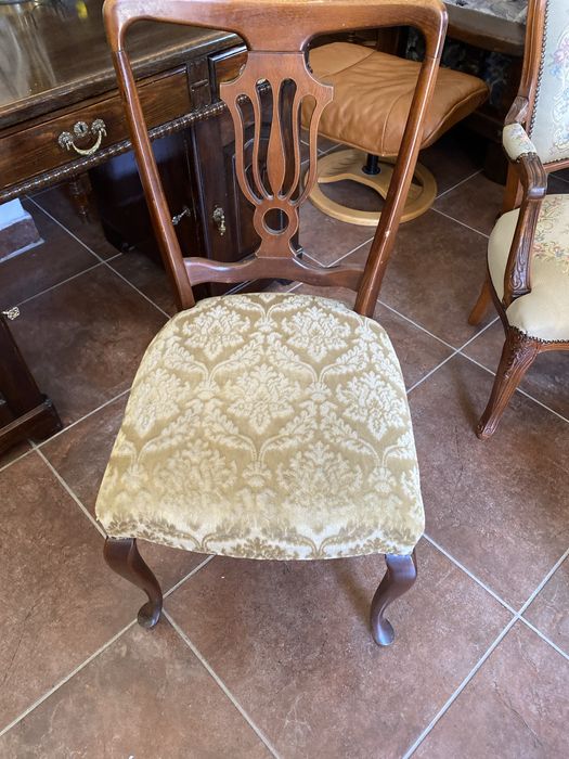 Трапезни  столове -различни!