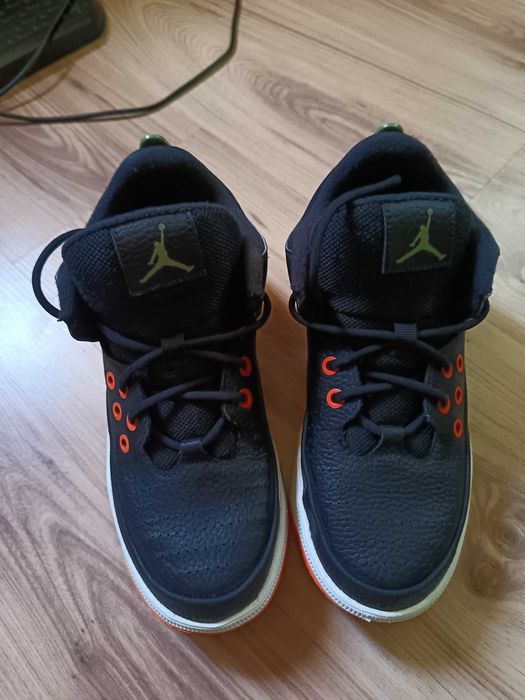 Маратонки Air Jordan, 36,5 номер