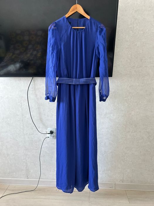 Женское платье длинное