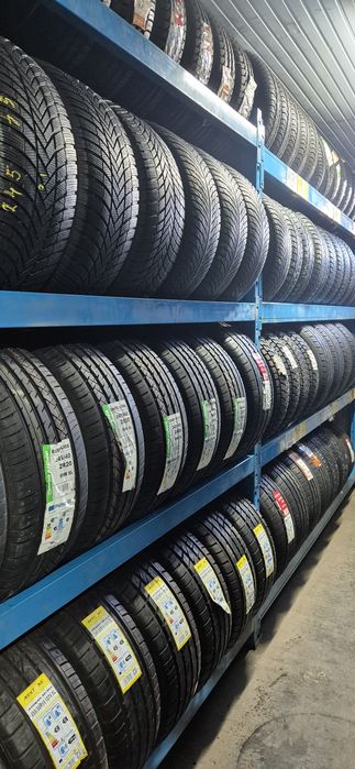 285 35 22 Pirelli o bucată, depozit anvelope