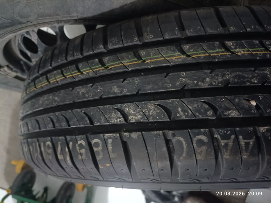 Продам резину на кобальт новую