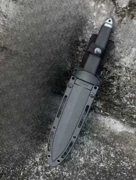 Cutit Cold Steel Taipan Argintiu & Black Blade