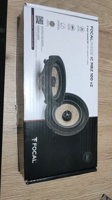 „Boxe Focal INSIDE Mercedes-Benz C-Class – 1 mare + 4 mici (fără fire)