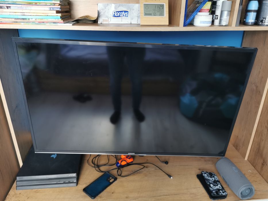 Телевизор Samsung UE40JU6440W