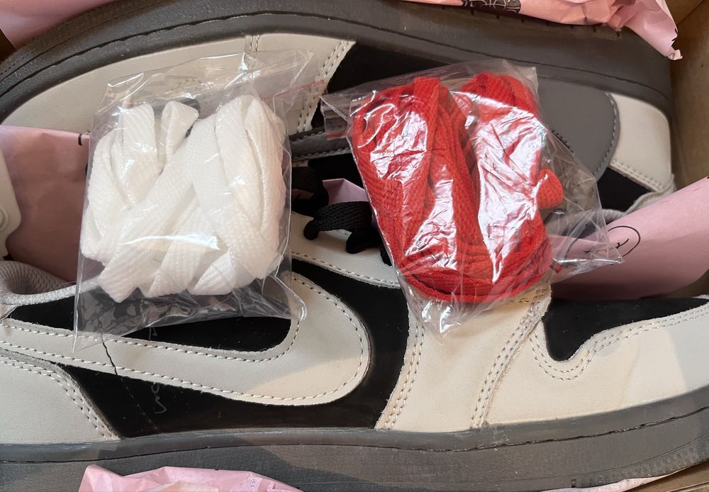 Nike Кросовки най айр джорданы серые