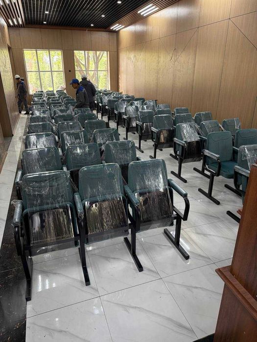 Качественные театральные кресла под- заказ