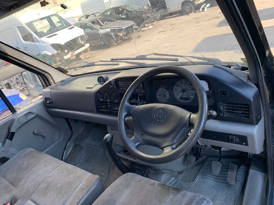 Dezmembrez PIESE VOLKSWAGEN LT 46 2.5 TDI 102 cp AHD punte dubla 2000