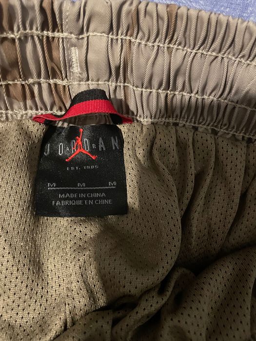 Cactus jack shorts, mărimea M