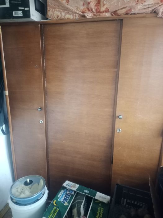 Продам Шкаф для белья.