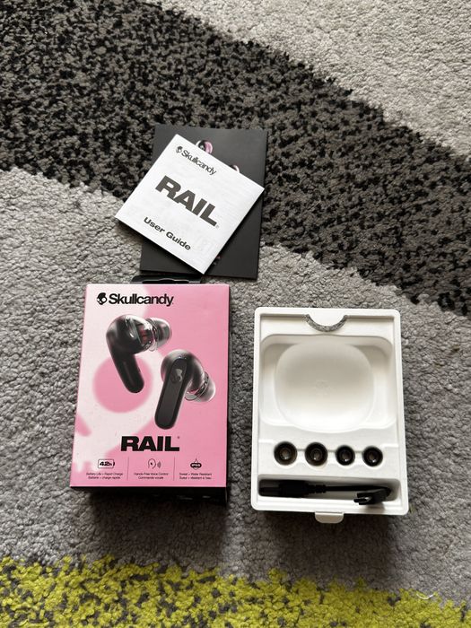 Vand Skullcandy Rail stare foarte buna