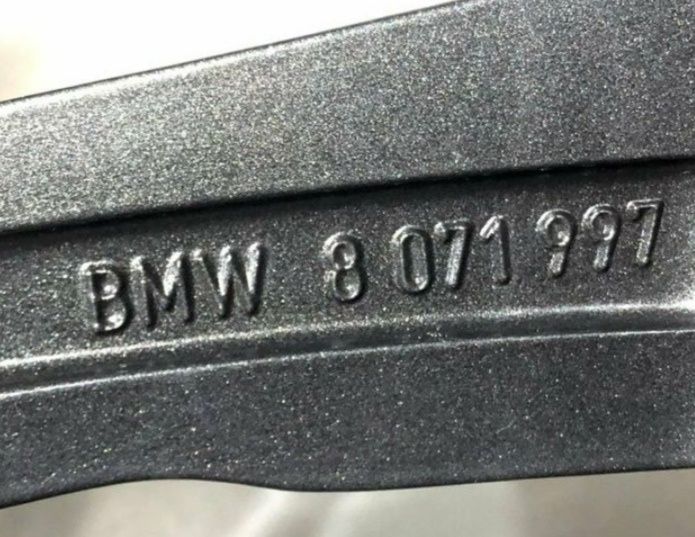 Оригинални джанти с гуми летни спорт пакет 20цола Bmw X5 X6 G05 G06