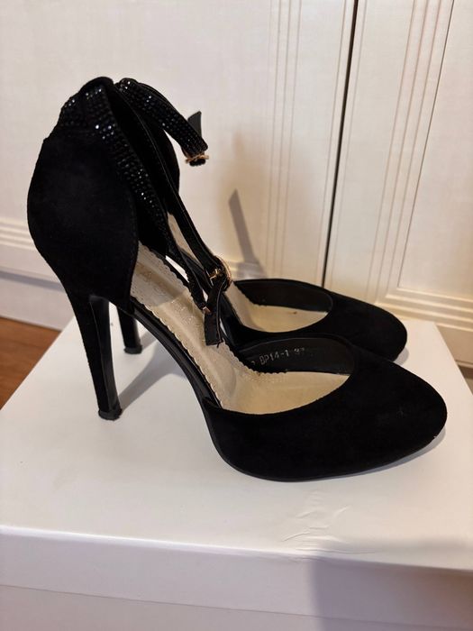 Туфли боссоножки на каблуке