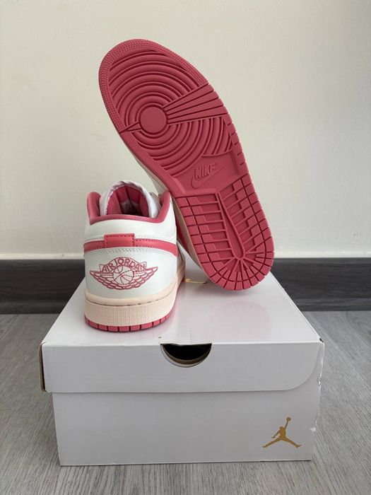 Air Jordan 1 low