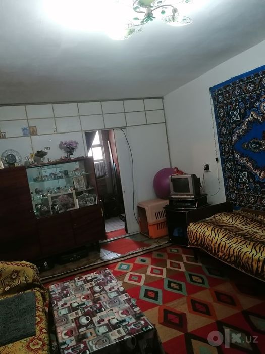 Продаётся 2 комн квартира.