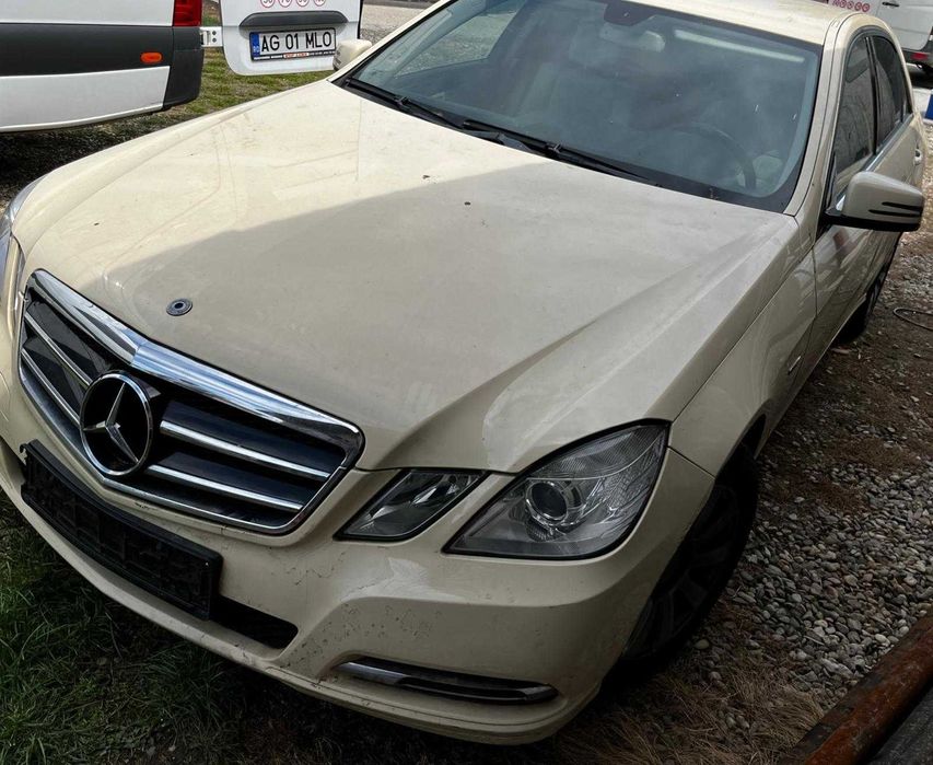 Dezmembrari Dezmembrez Piese piesa Dez Mercedes e Class w212 an 2012 d