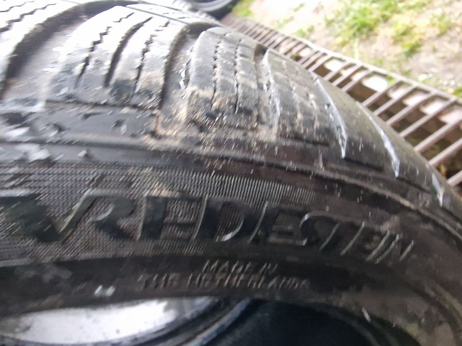 Anvelope 255/40R18 marca Vredestein, DOT 2019, 5.5 mm