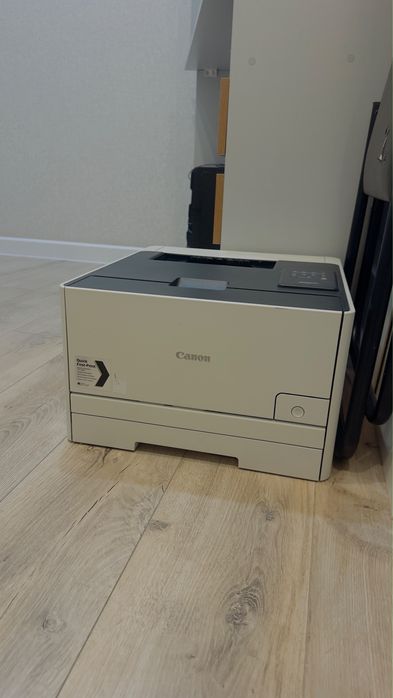 Цветной лазерный принтер Canon