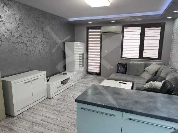 Дава се под наем Двустаен апартамент в Пловдив, Тракия - 57 кв.м за 398.82 € - Снимка #1