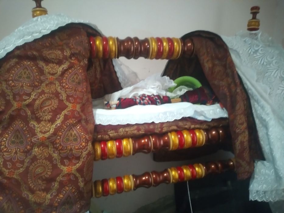 Чакалок бешиги сотилади