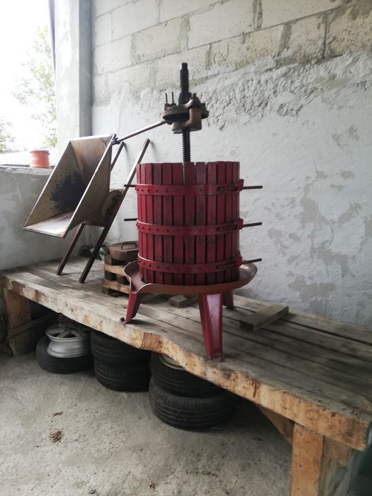 Presă pt fabricație de vin
