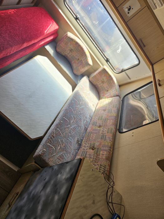 Rulota caravana inmatricilata RO Gata de pescuit are 645 kg