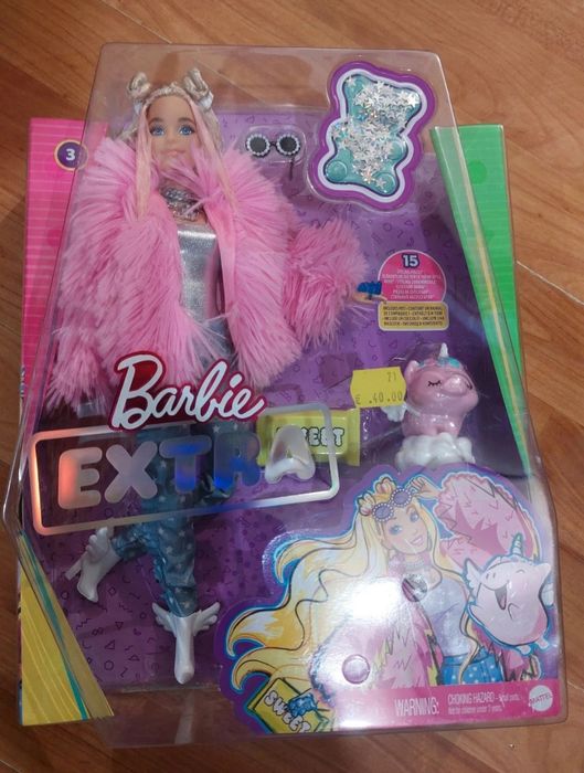 Păpuşă Barbie Extra (3) (GRN28)/ Nouă, în cutie, cu Accesorii / Purcel