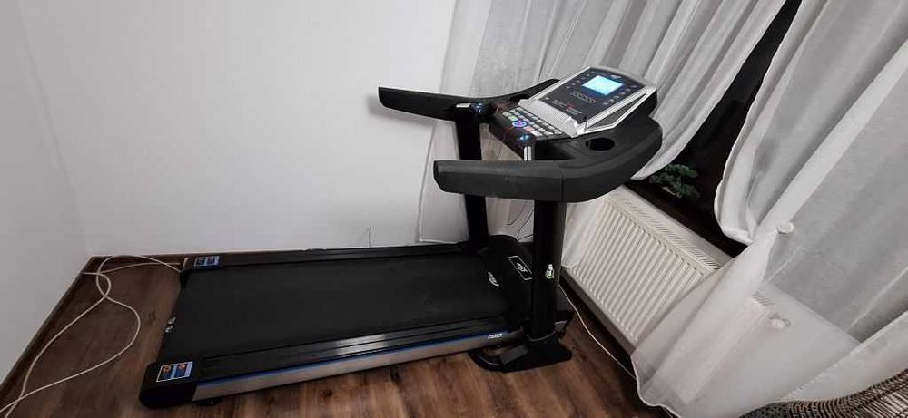 Vand banda de alergat 2.5 CP DHS 9520