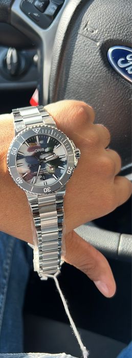 Ceas ORIS Aquis Date Upcycle nou nout,original 100% !!