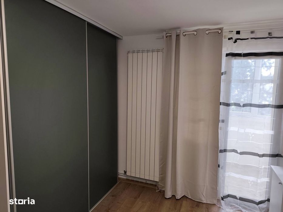 Apartament de vanzare 4 camere 70 mp zona Manastur Parang