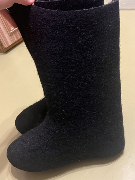 Продам черные валенки 37-39 р