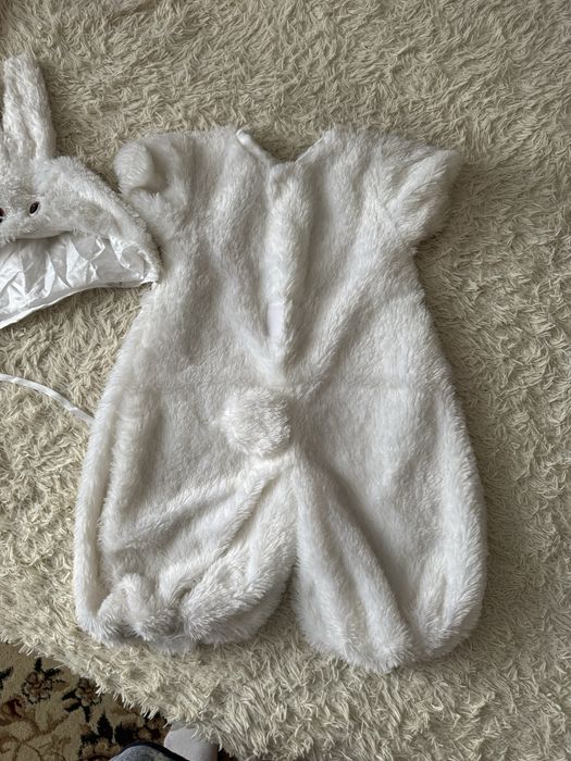 Продам новогодний костюм зайчика