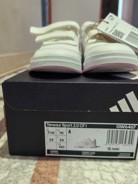 Маратонки Adidas за момиче номер 24