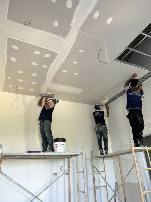 Бригада стройтелей, стройка, узбеки