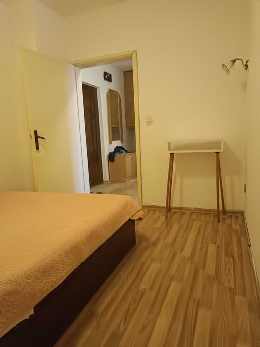 Дава се под наем Едностаен апартамент в Шумен, Център - 41 кв.м за 229.5 € - Снимка #4