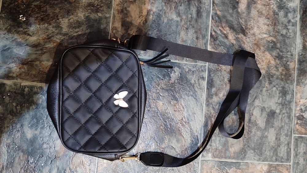 Продам ноые сумки по 1000