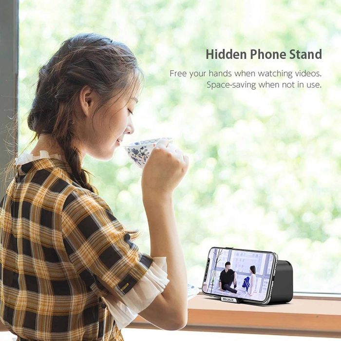 Розов LED дигитален часовник с Bluetooth колонка, FM радио и TF карта