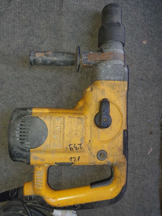 DeWalt SDS-MAX перфоратор