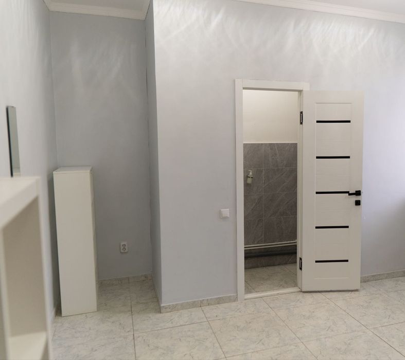 Продается коммерческое помещение Коктем 8 б