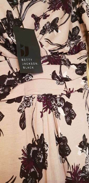 Новое платье  Betty Jackson Black