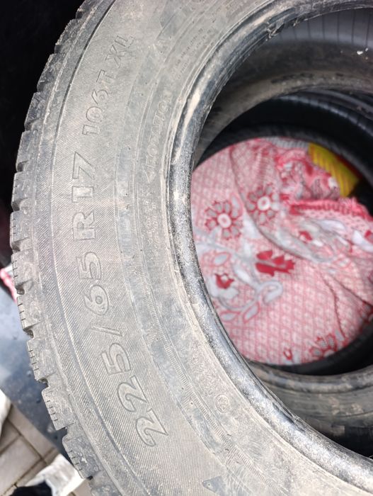 Шины 17д 225 65 .