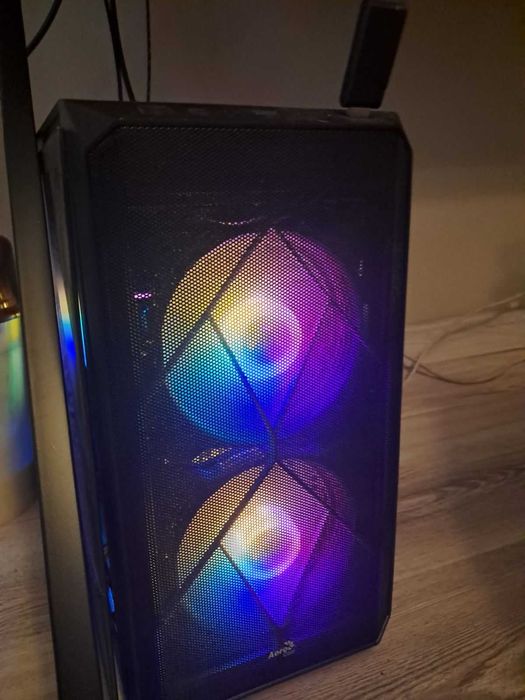Геймърски компютър /RYZEN 5/VIDEO-8GB/16 RAM/