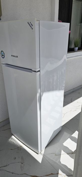 Frigider cu congelator 2 uși finelux aproape now