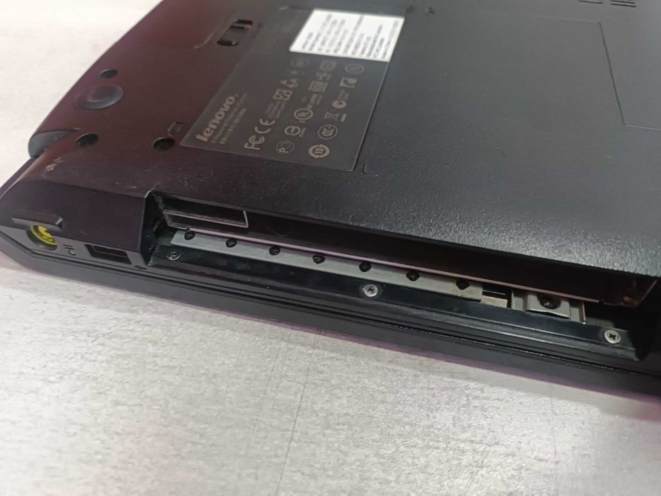 Продам ноутбук Lenova B590