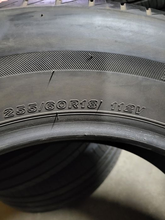 2 anvelope 255 60 R 18 Bridgestone Vara